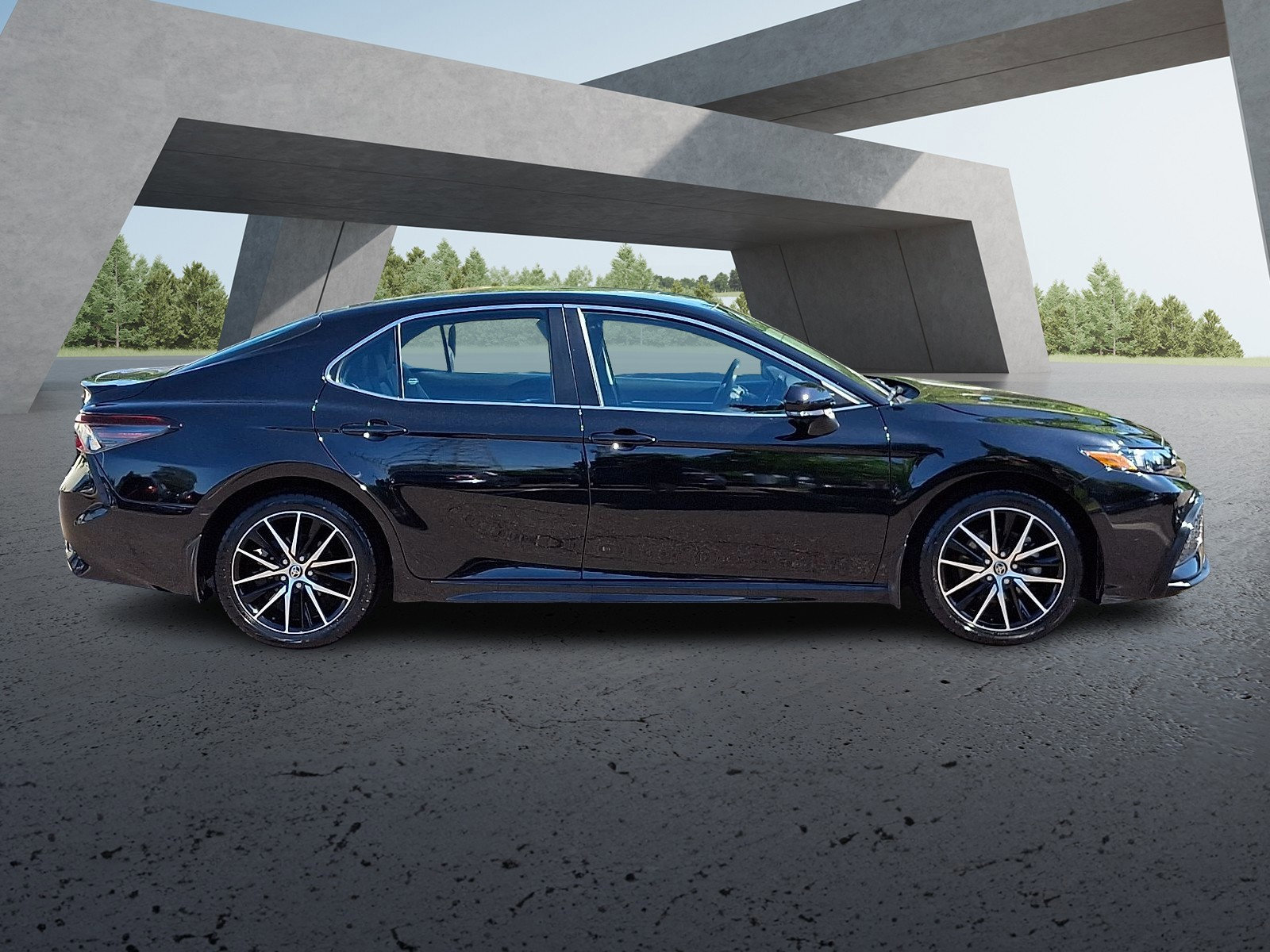 Certified 2023 Toyota Camry SE FWD image 7
