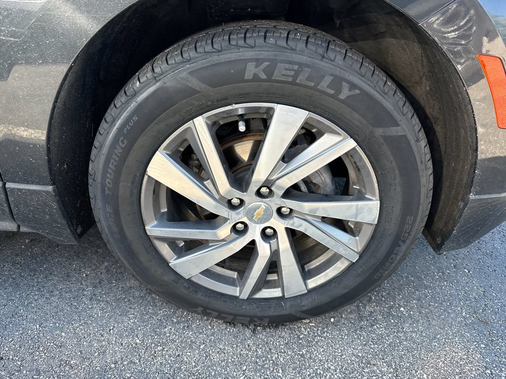 Used 2023 Chevrolet Equinox LT FWD image 5
