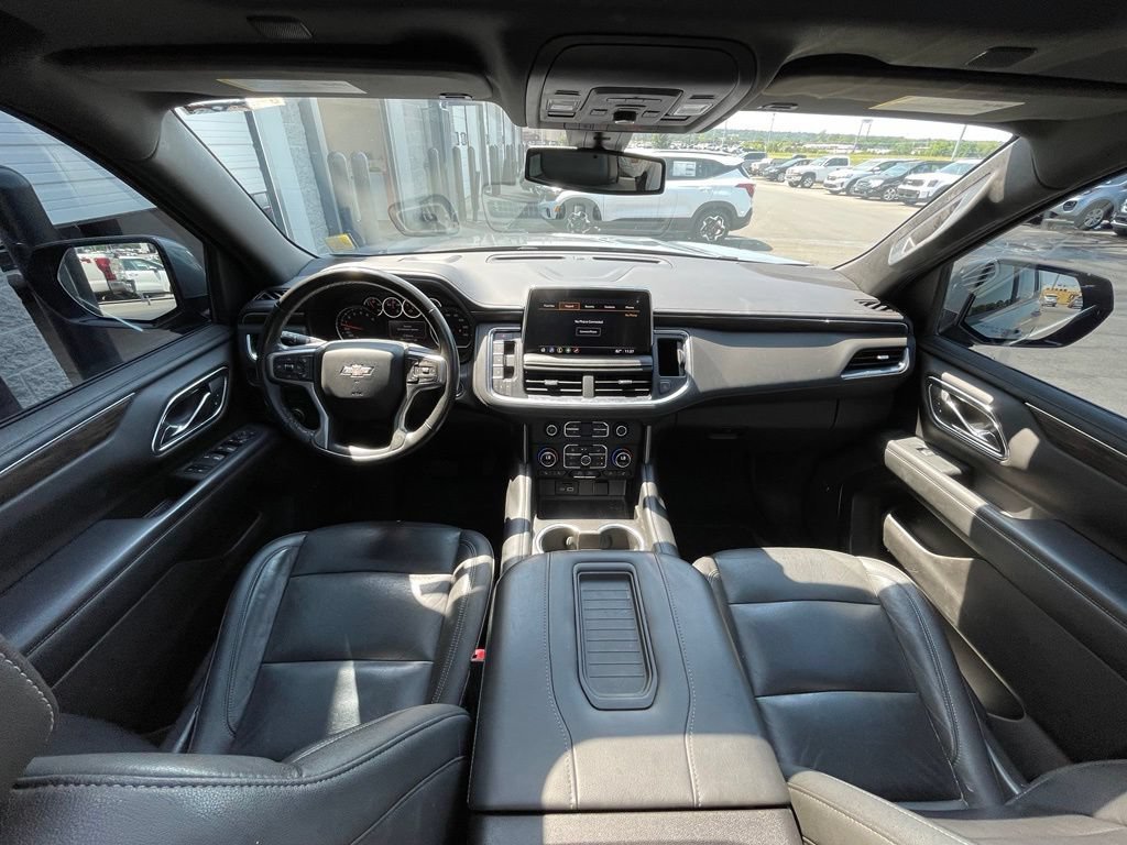 Used 2021 Chevrolet Tahoe Z71 w/ Luxury Package AWD/4WD image 21