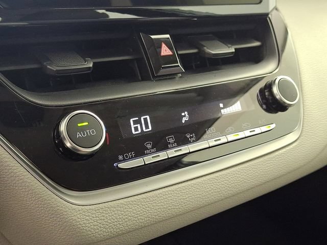 Certified 2025 Toyota Corolla LE FWD image 18