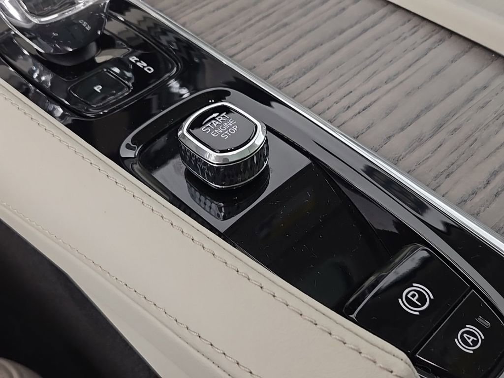 Certified 2023 Volvo S90 B6 Ultimate image 20