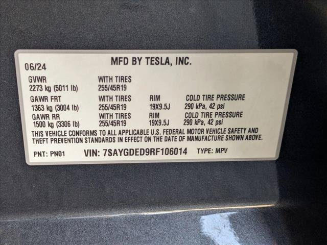 Used 2024 Tesla Model Y Long Range RWD image 27