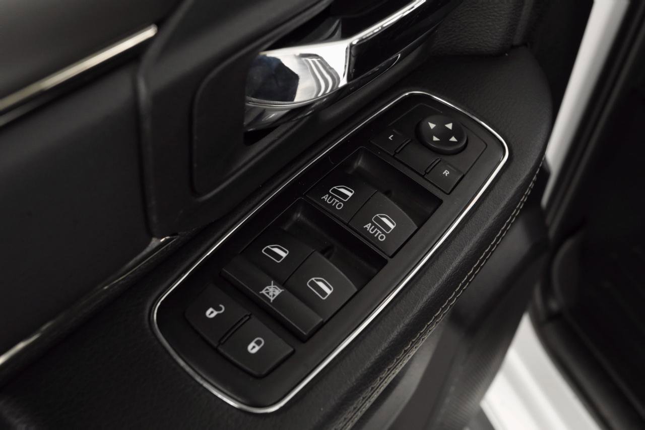 Used 2015 RAM 1500 Sport image 26