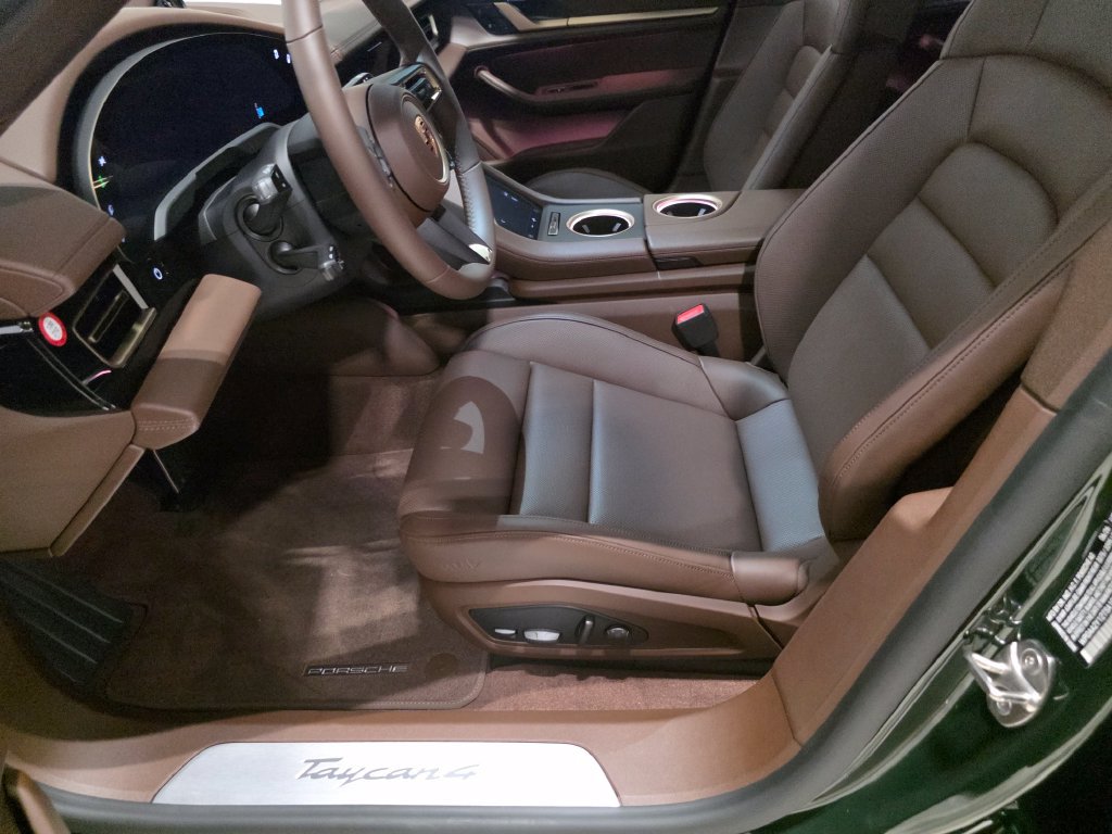 New 2026 Porsche Taycan AWD/4WD image 18