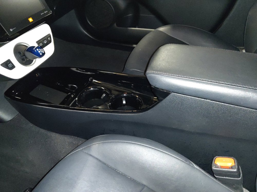 Used 2019 Toyota Prius Prime Advanced FWD image 26