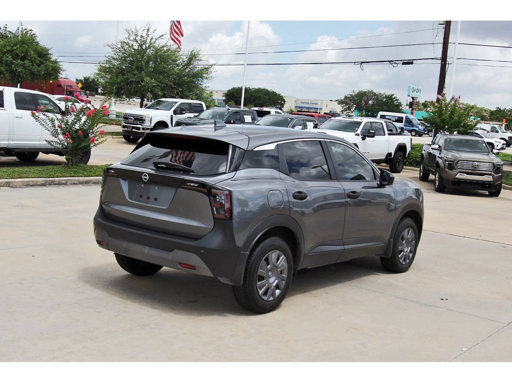 Used 2025 Nissan Kicks S w/ Charging Package FWD image 7