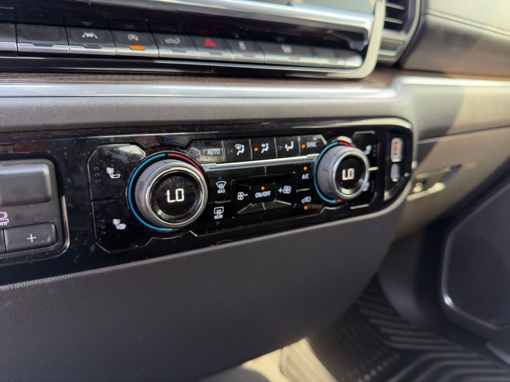 Used 2025 Chevrolet Silverado 1500 RST image 10