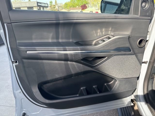 Used 2025 Lincoln Navigator Reserve w/ Jet Appearance Package image 8