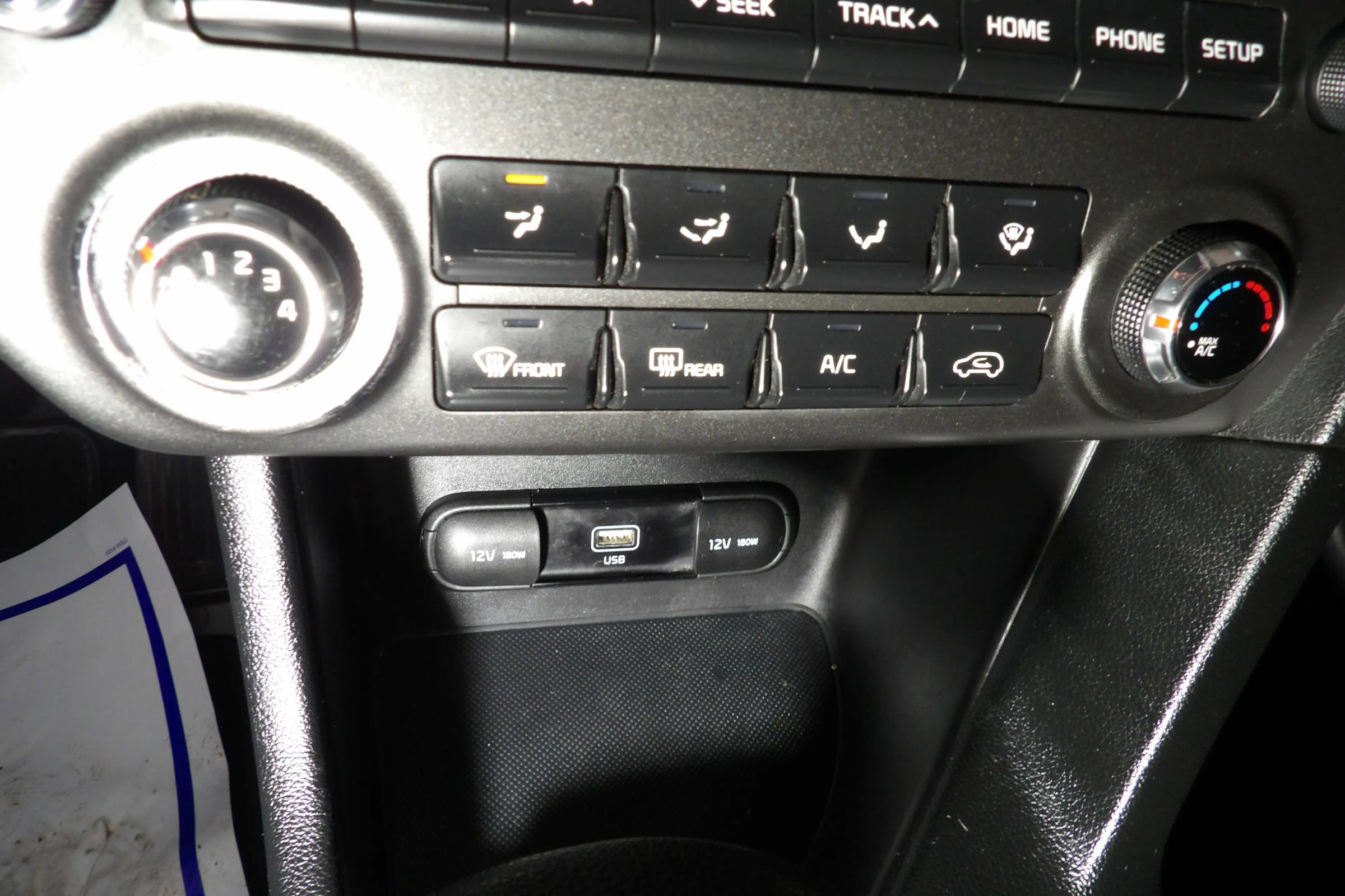 Used 2022 Kia Sportage LX image 12