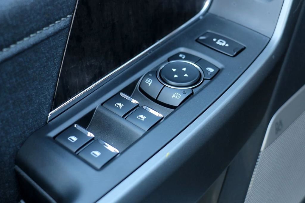 New 2026 Ford F350 Lariat AWD/4WD image 17