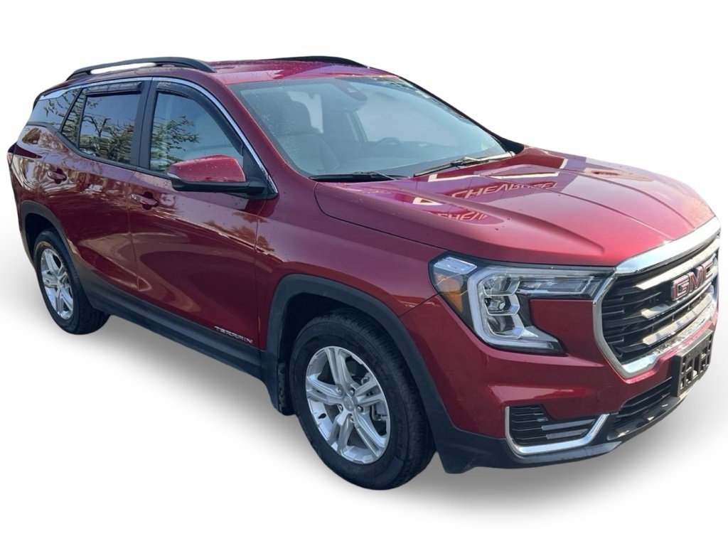 Used 2023 GMC Terrain SLE w/ Driver Convenience Package image 3
