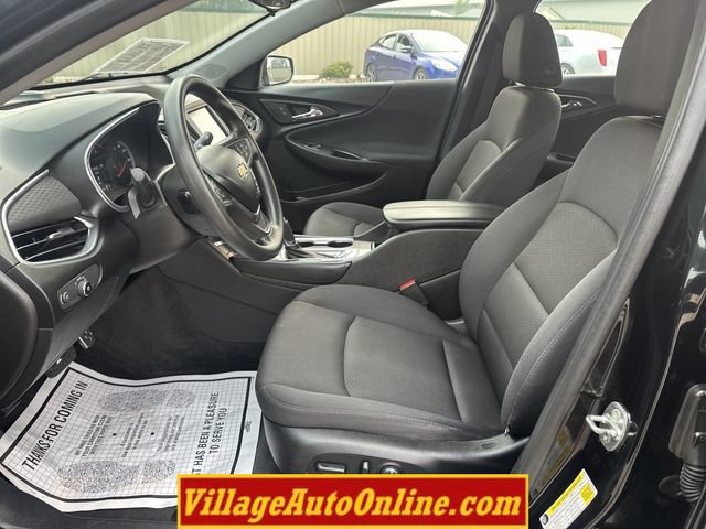 Used 2016 Chevrolet Malibu LT FWD image 12