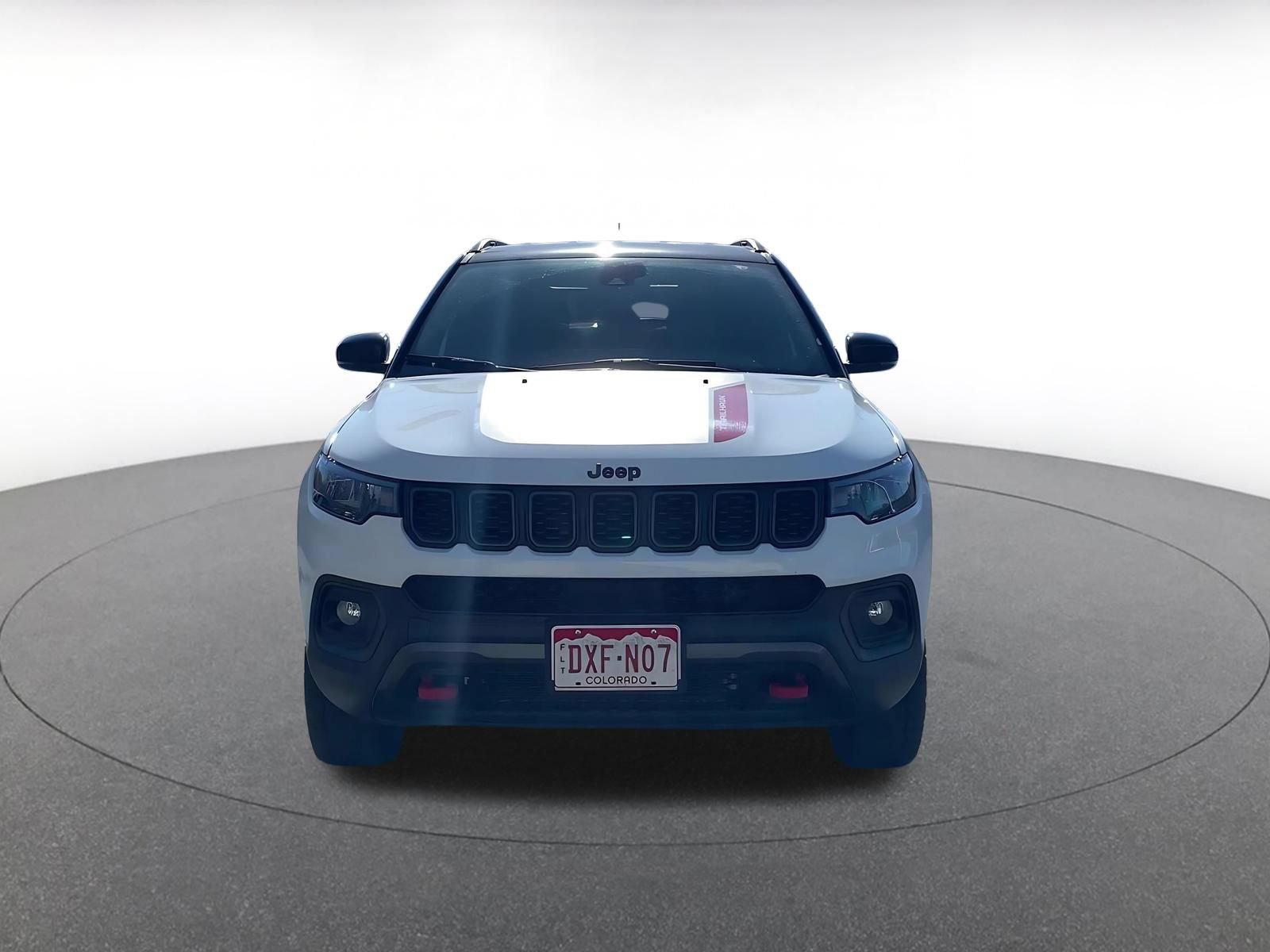 Used 2025 Jeep Compass Trailhawk AWD/4WD image 4