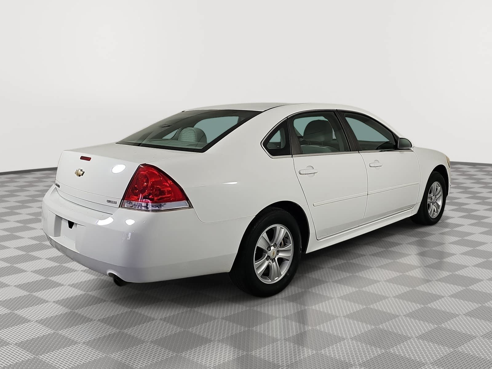 Used 2016 Chevrolet Impala Limited LS FWD image 8