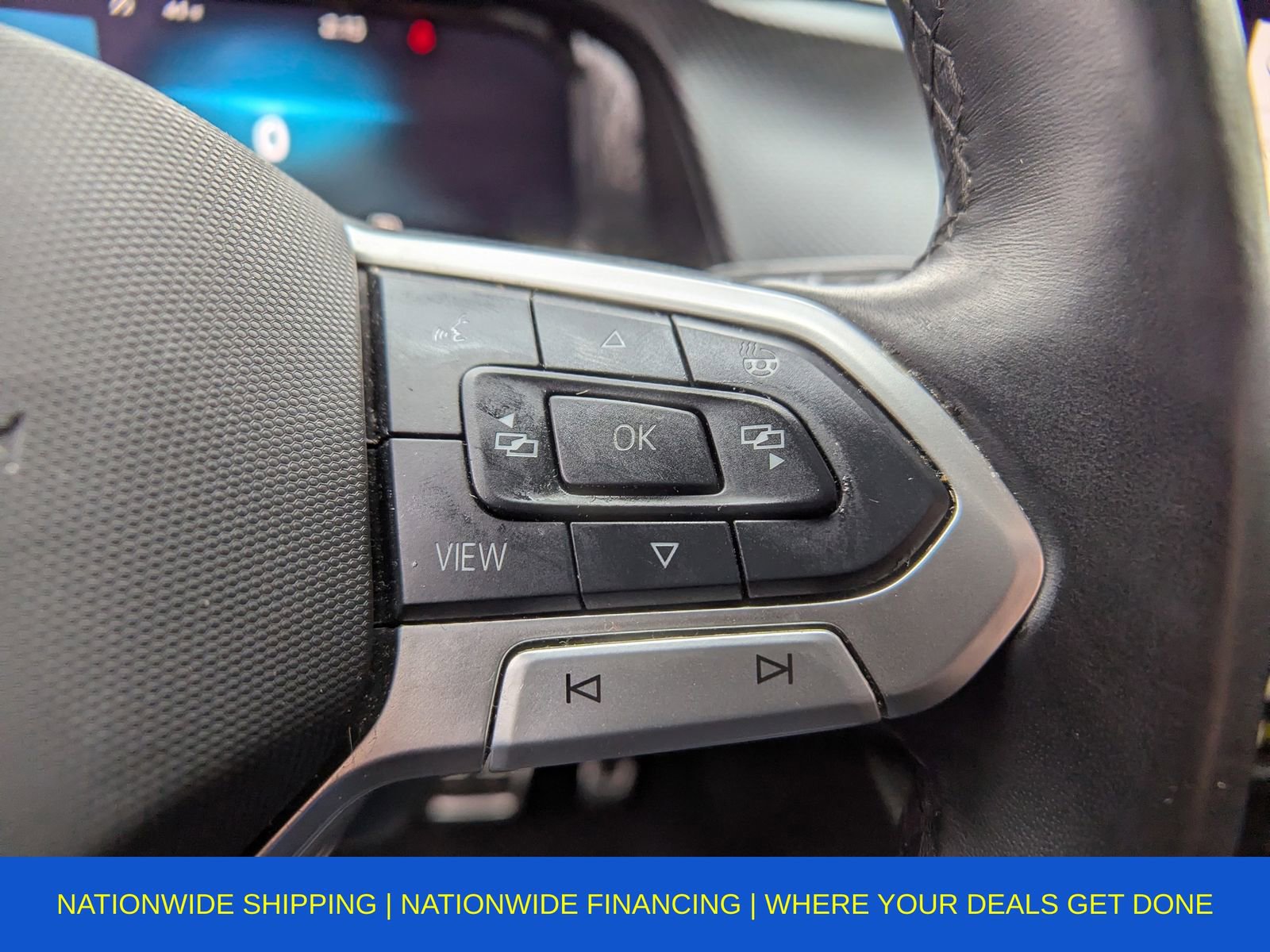 Used 2025 Volkswagen Atlas Cross Sport SEL Premium R-Line image 34