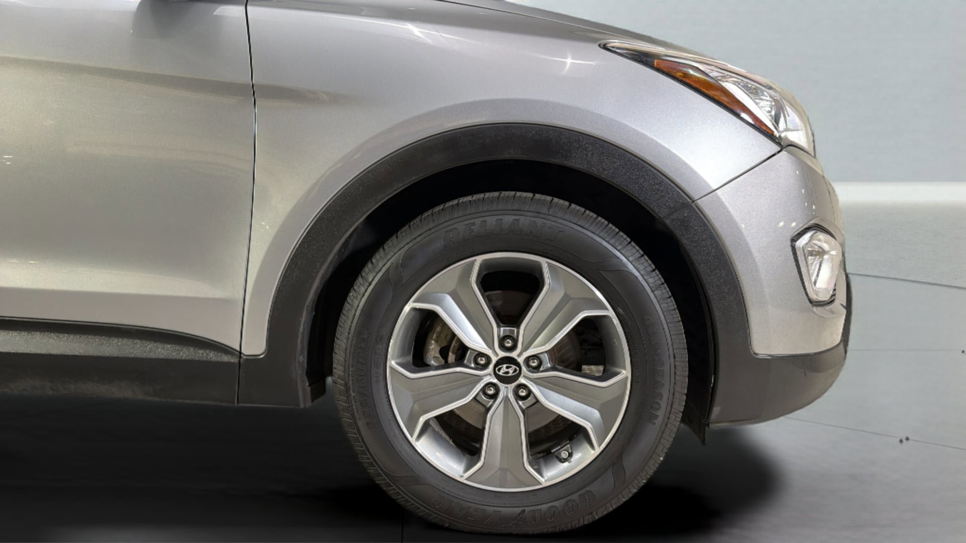 Used 2016 Hyundai Santa Fe SE AWD/4WD image 34