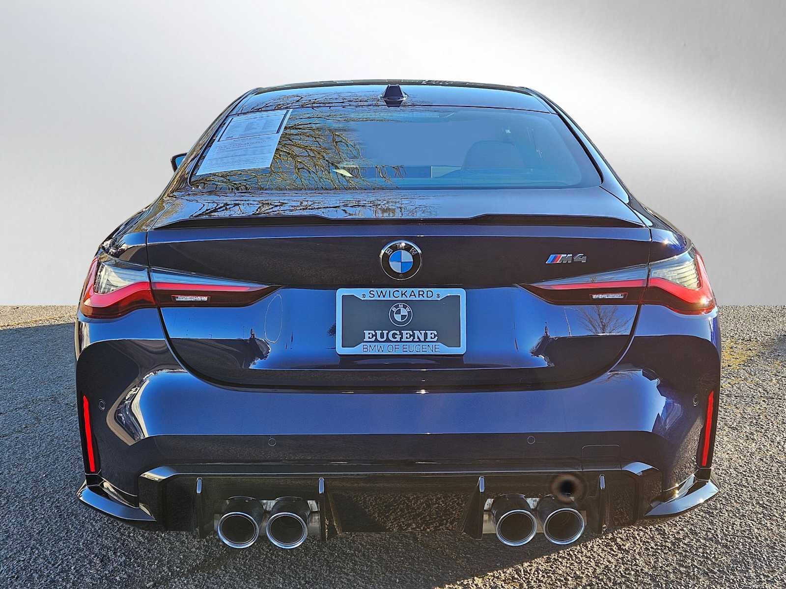 Used 2024 BMW M4 Coupe w/ Executive Package image 8
