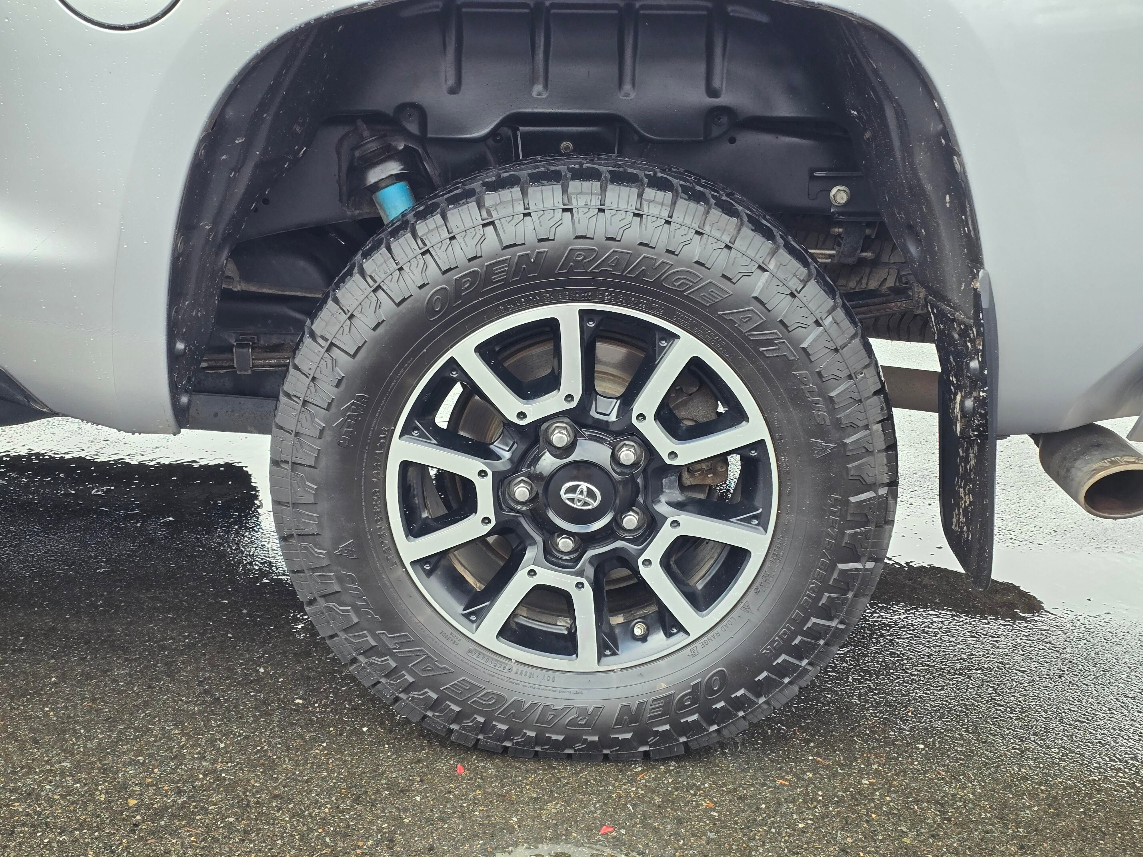 Used 2017 Toyota Tundra SR5 image 13