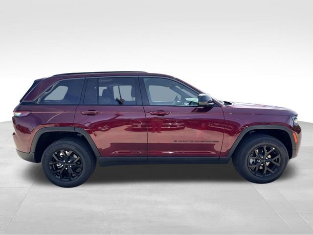 New 2026 Jeep Grand Cherokee Altitude RWD image 8
