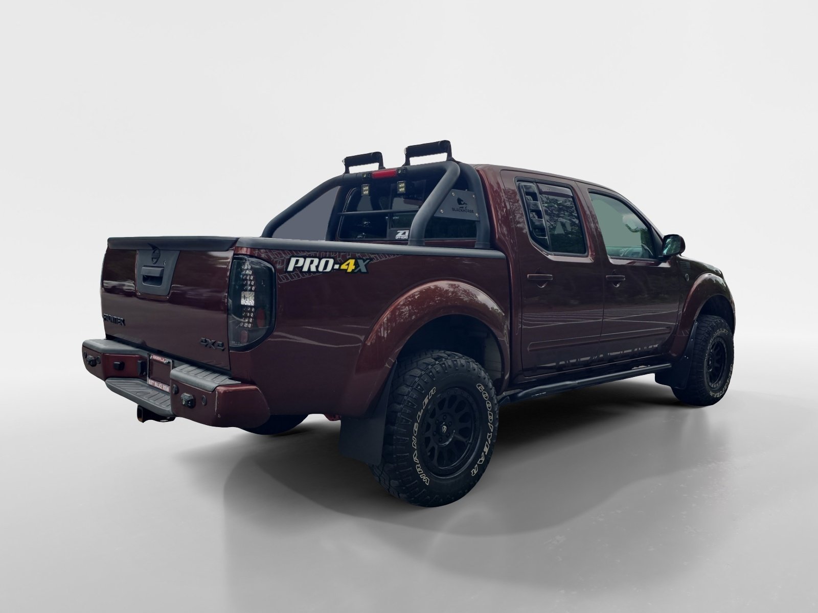 Used 2017 Nissan Frontier PRO-4X AWD/4WD image 5