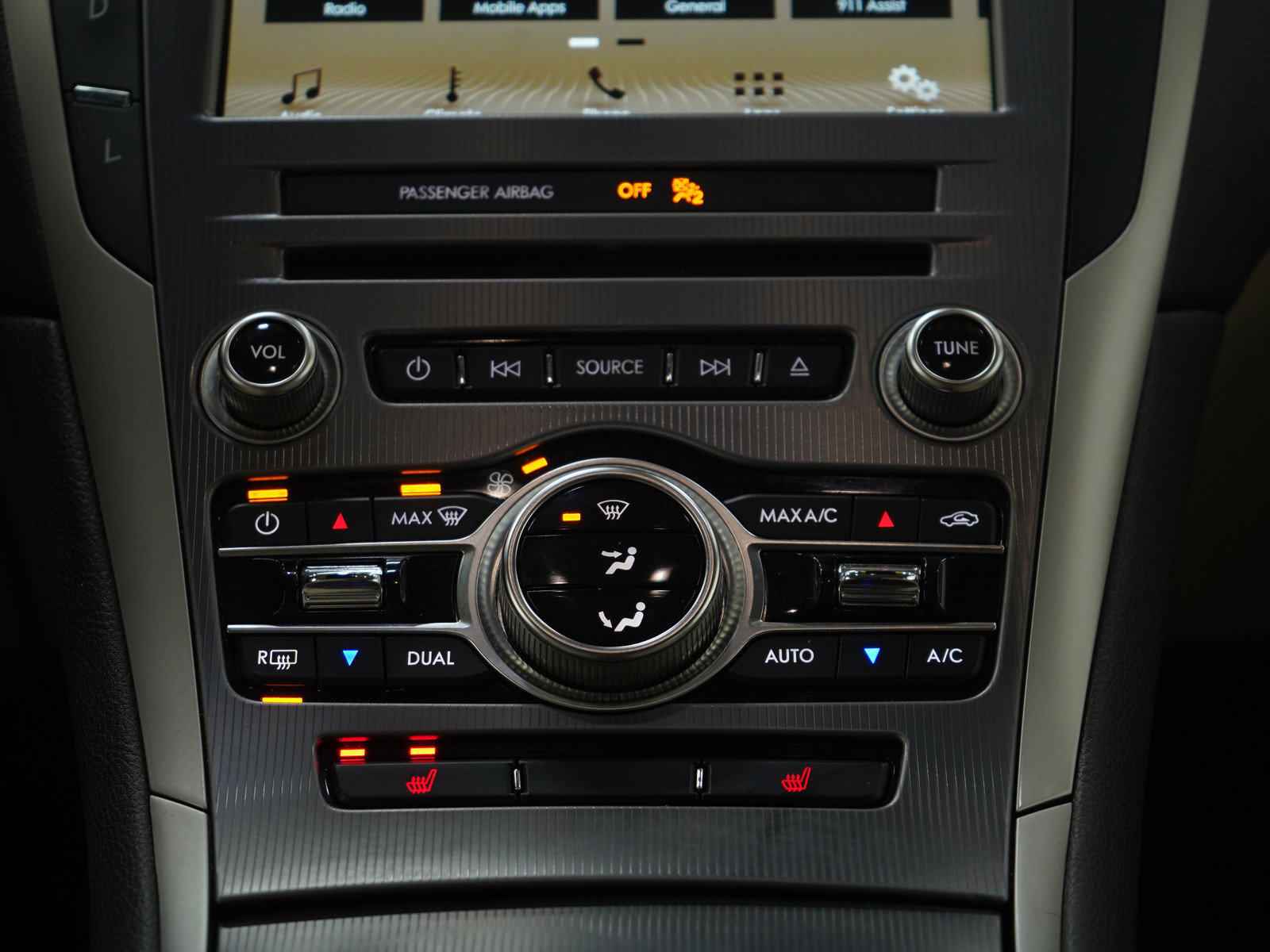 Used 2018 Lincoln MKZ Premiere image 17