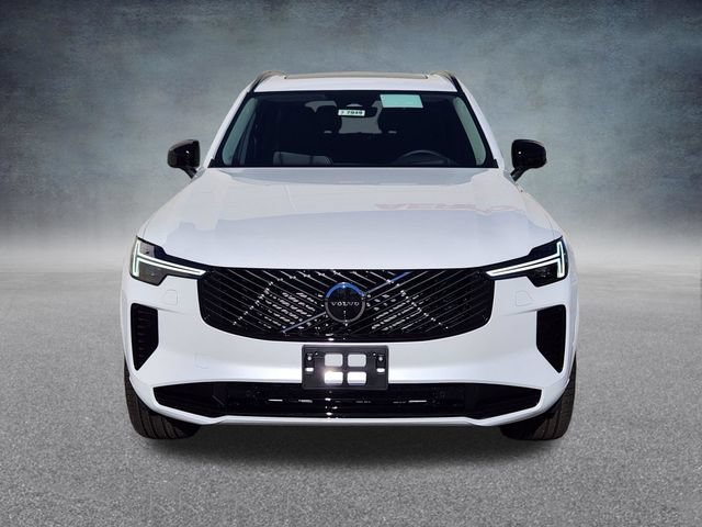 New 2026 Volvo XC90 B6 Ultra w/ Protection Package AWD/4WD image 2