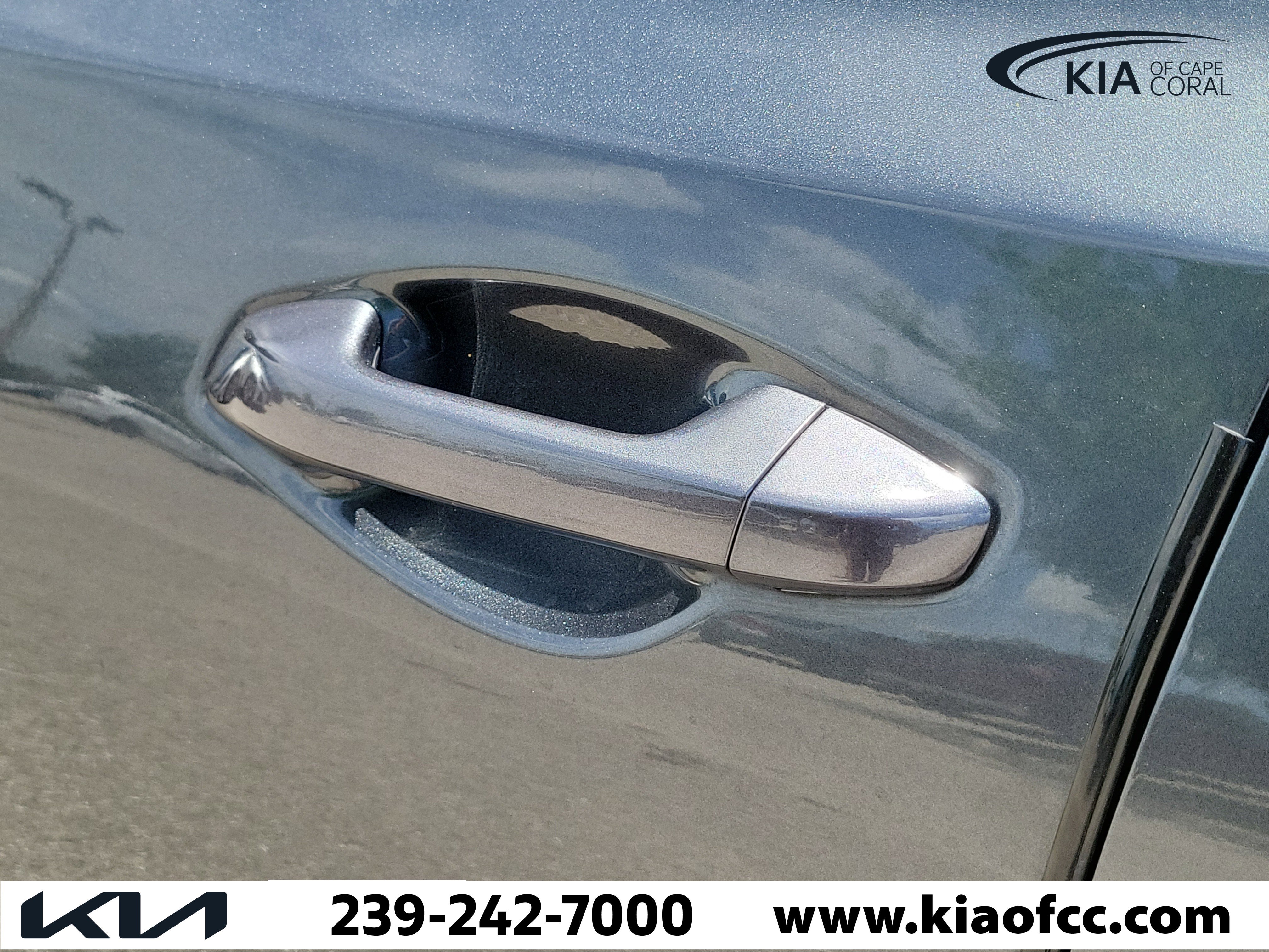 Used 2020 Kia Forte LXS FWD image 8