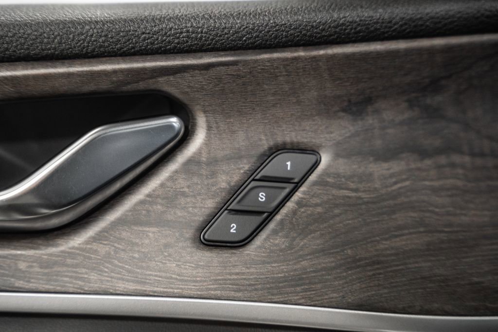 Certified 2024 Jeep Grand Cherokee L Limited w/ Luxury Tech Group II image 47