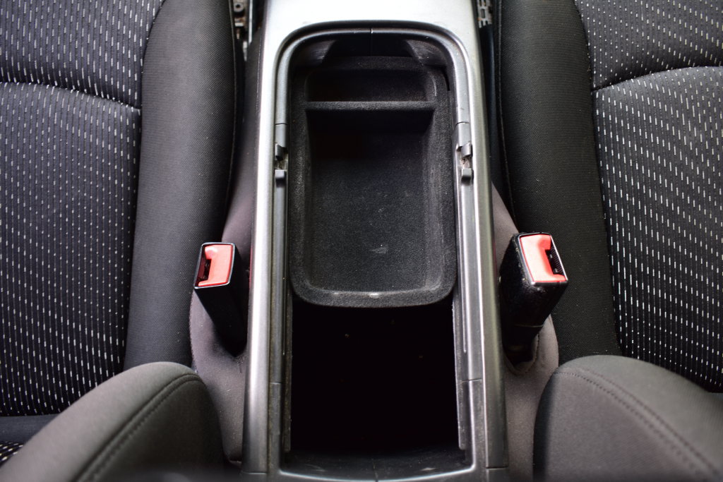 Used 2020 Dodge Journey SE w/ SE Popular Equipment Group FWD image 38