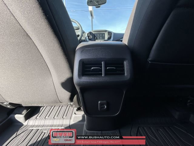 Used 2023 GMC Terrain SLE w/ Driver Convenience Package image 21