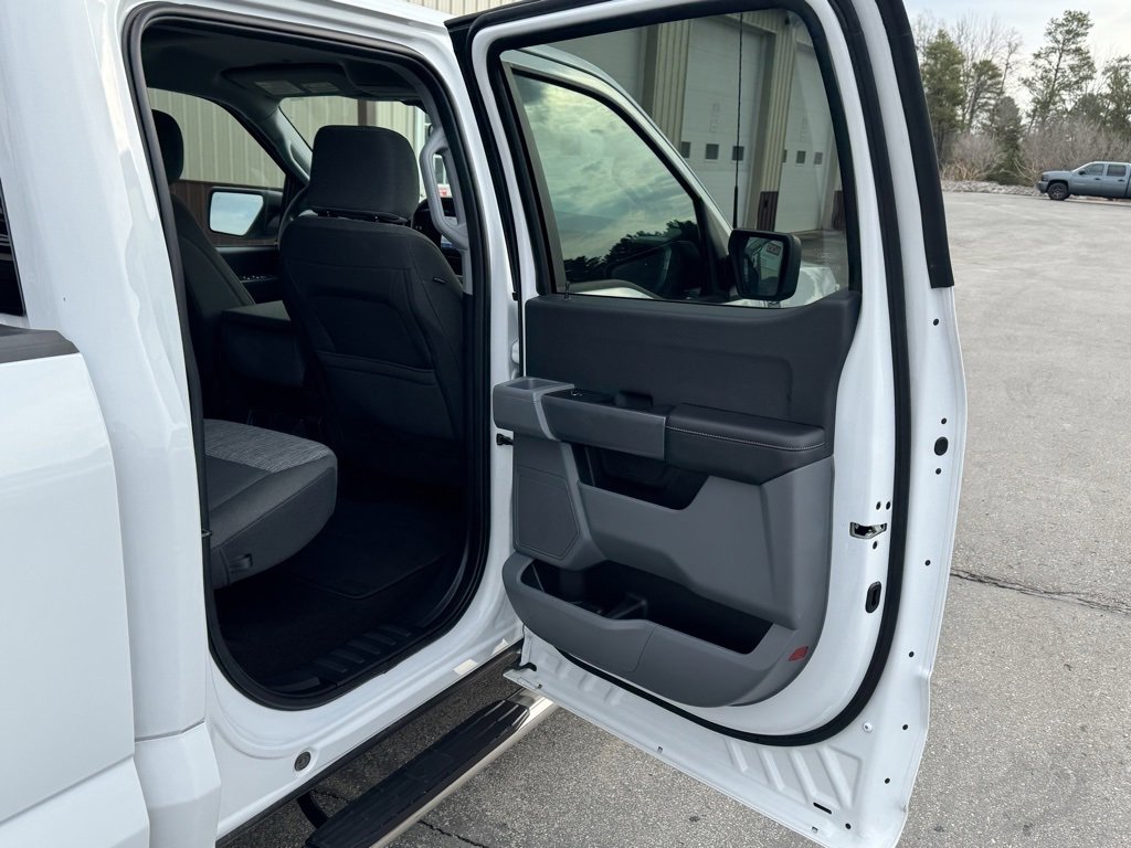 Used 2023 Ford F150 XLT image 30