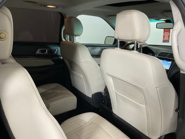 Used 2017 Ford Explorer Platinum image 23
