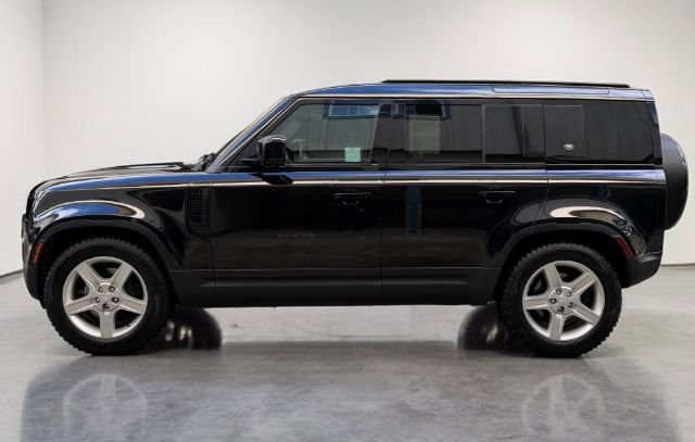 Used 2020 Land Rover Defender 110 First Edition AWD/4WD image 3