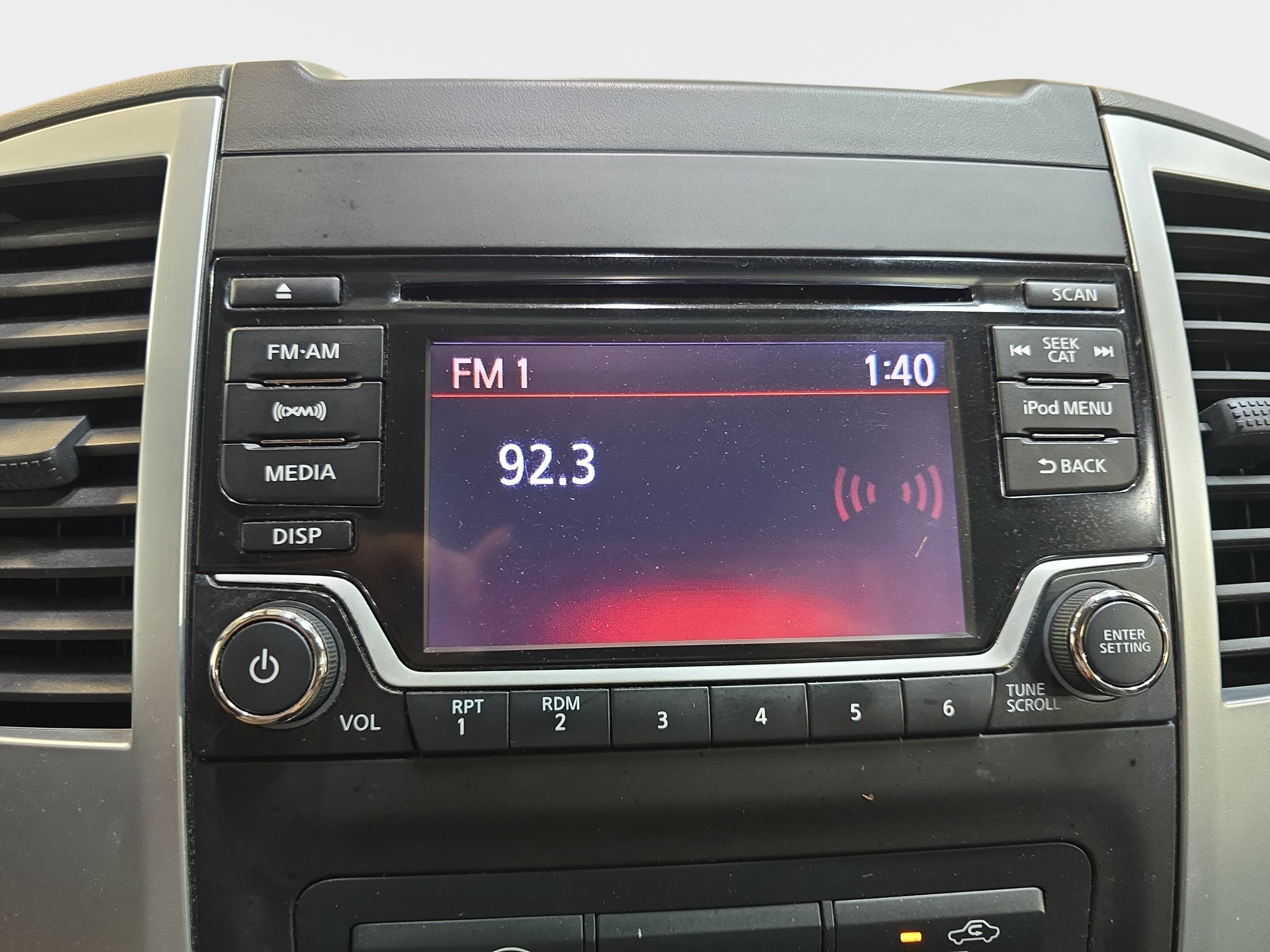 Used 2018 Nissan Frontier SV AWD/4WD image 18