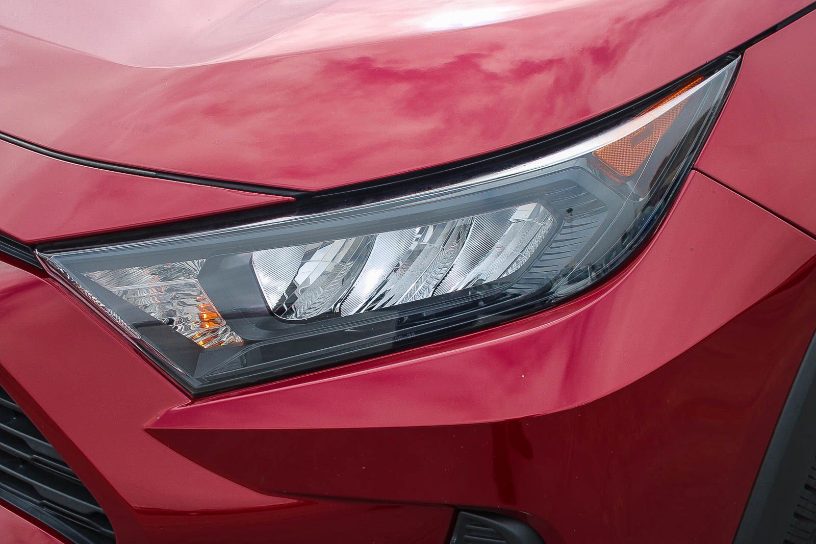 Certified 2019 Toyota RAV4 LE w/ All Weather Liner Package image 5