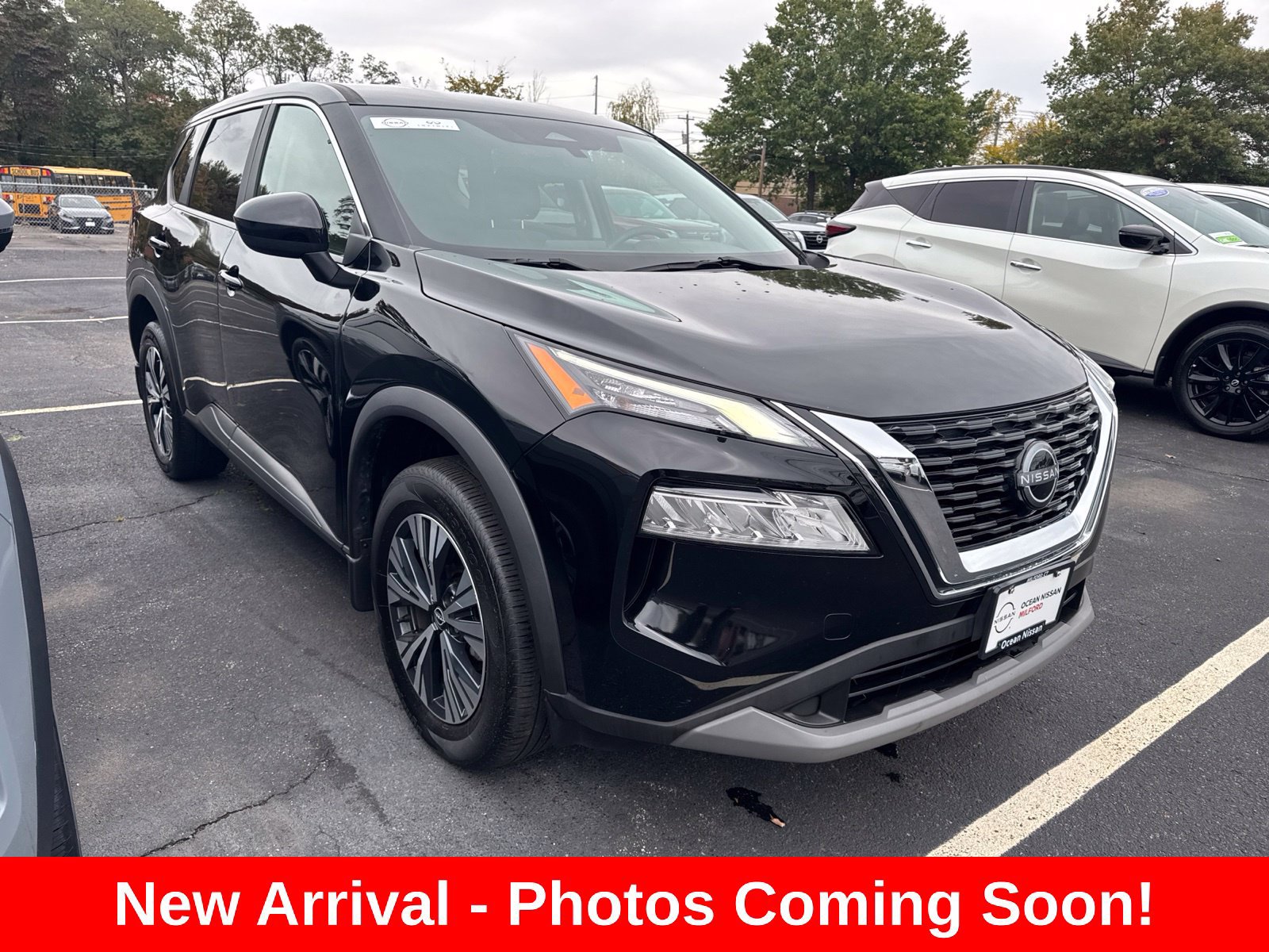 Certified 2023 Nissan Rogue SV AWD/4WD image 2