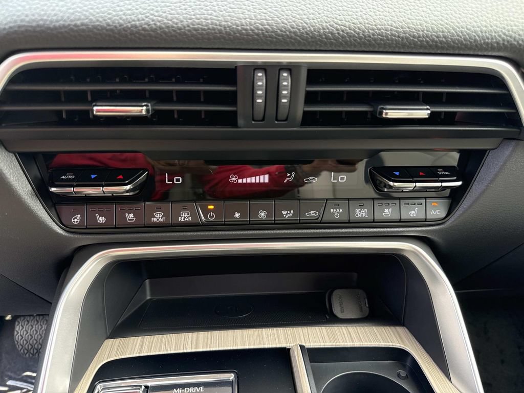 New 2026 MAZDA CX-90 Plug-In Hybrid w/Premium Sport AWD/4WD image 32