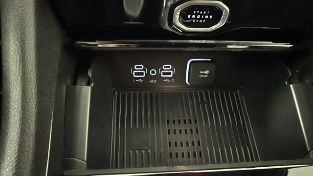 New 2026 Jeep Grand Cherokee Altitude AWD/4WD image 29