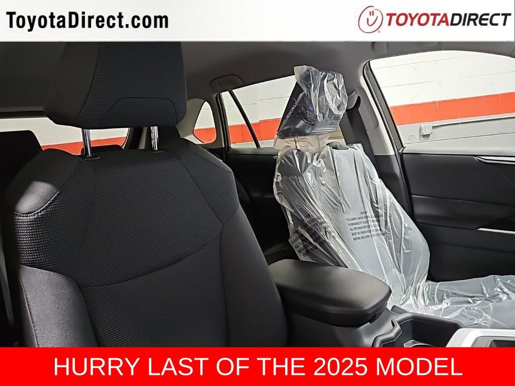 New 2025 Toyota RAV4 LE image 28