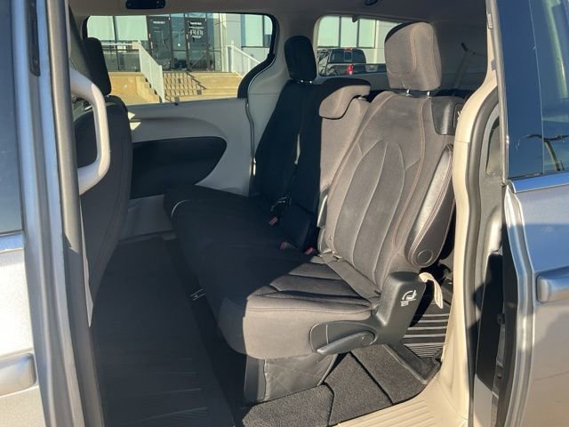 Used 2018 Chrysler Pacifica Touring Plus w/ Tire & Wheel Group image 23