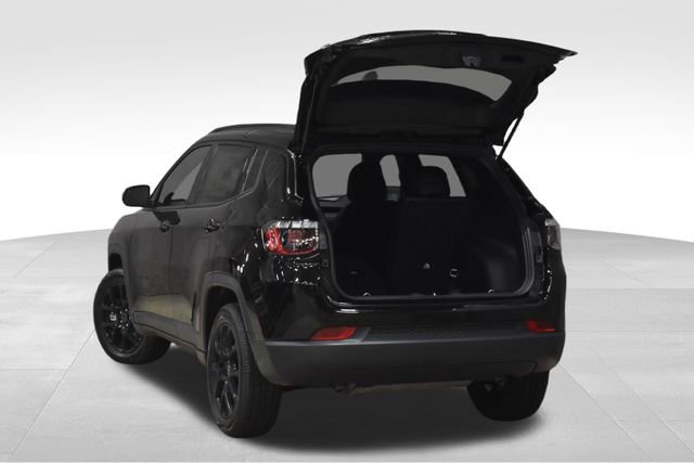 New 2026 Jeep Compass Latitude image 30