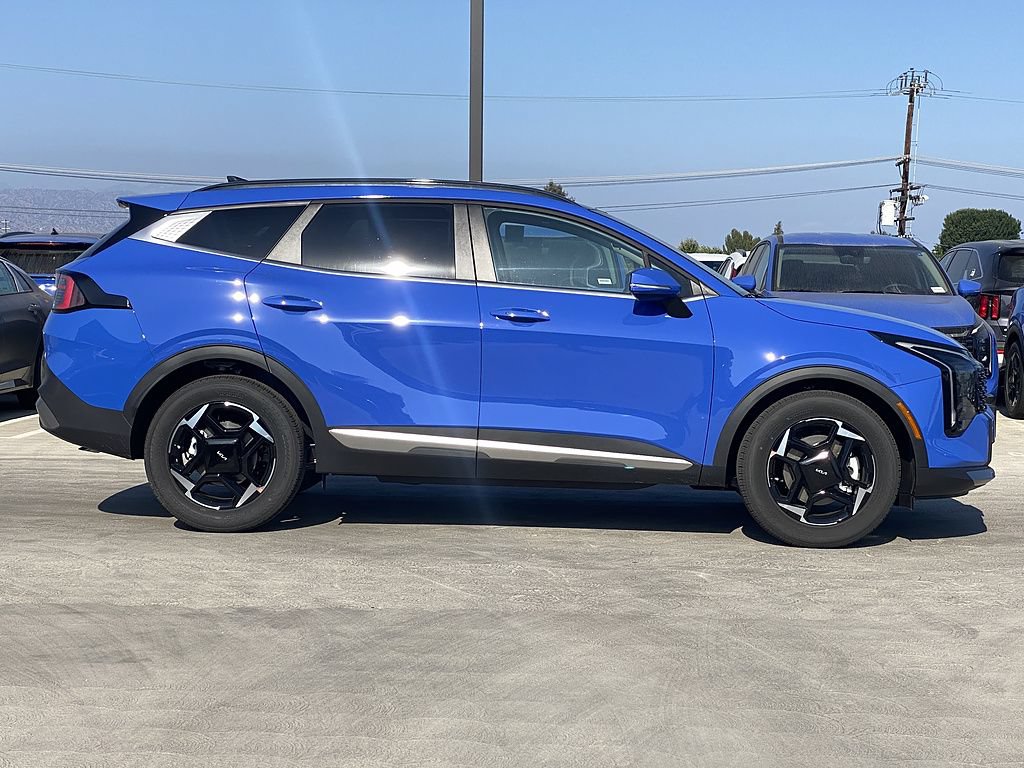 New 2026 Kia Sportage EX w/ EX Panorama Roof Package FWD image 2