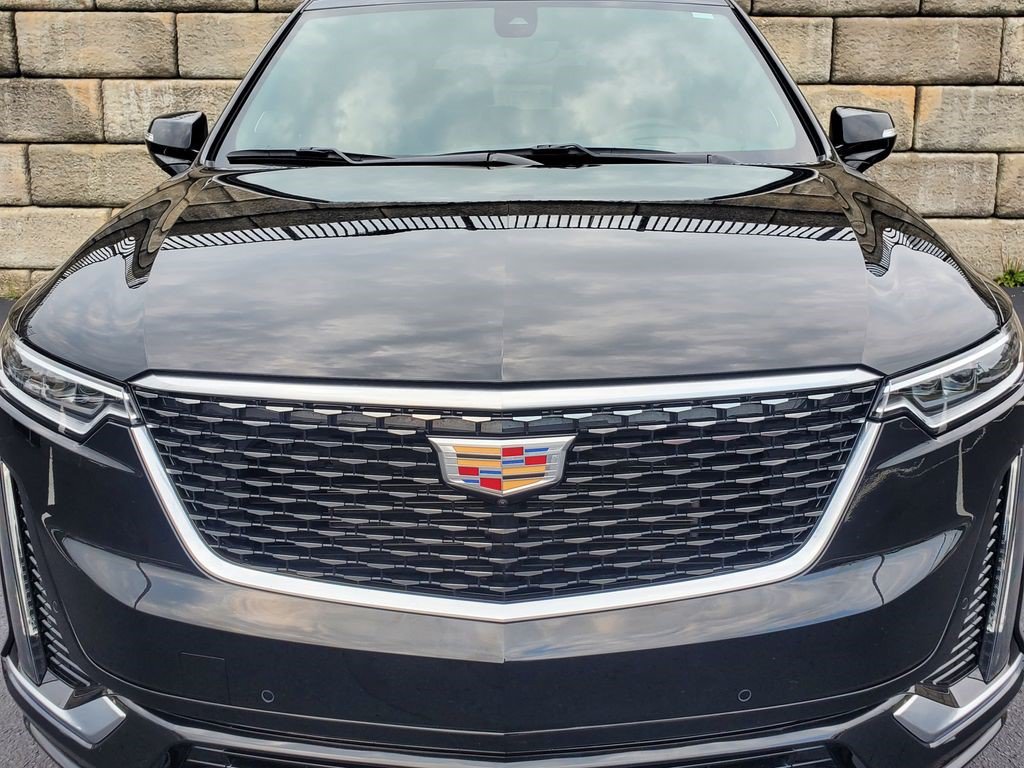Certified 2023 Cadillac XT6 Premium Luxury w/ Technology Package AWD/4WD image 8