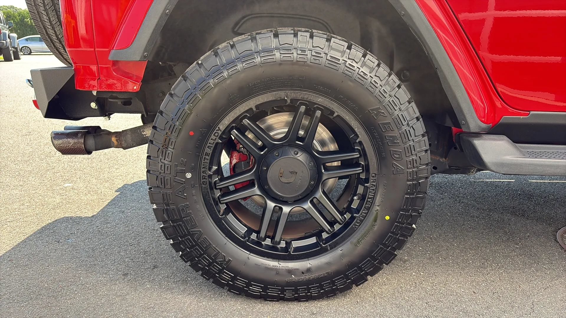 Used 2021 Jeep Wrangler Unlimited Sahara w/ Uconnect 4C Nav & Sound Group AWD/4WD image 18