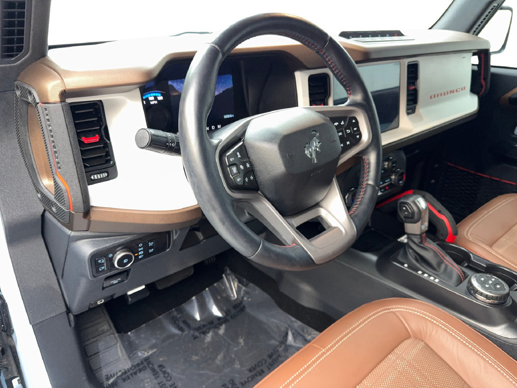 Used 2024 Ford Bronco Heritage Edition AWD/4WD image 46