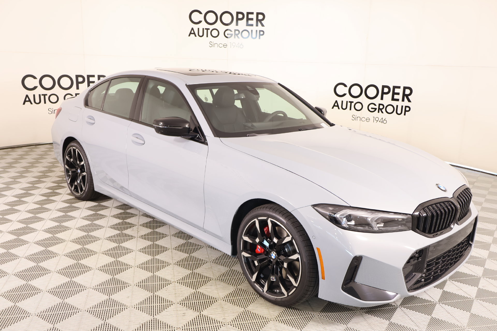 New 2026 BMW 330i xDrive Sedan w/ M Sport Package