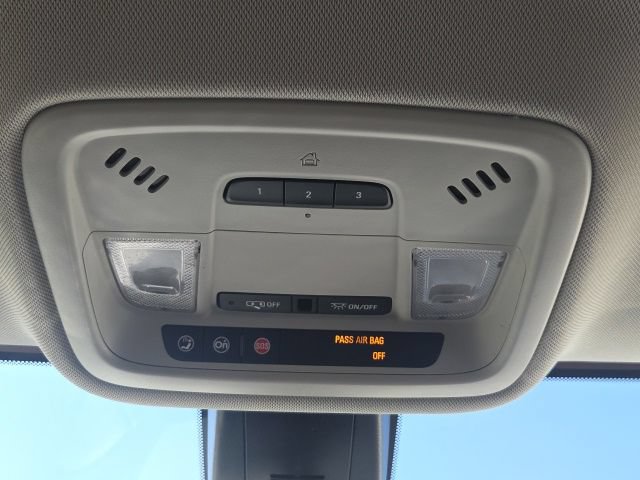 Used 2020 Chevrolet Traverse RS w/ LPO, Floor Liner Package FWD image 29