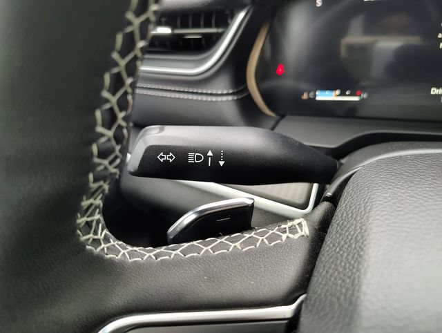 New 2025 Jeep Grand Cherokee L Laredo AWD/4WD image 18