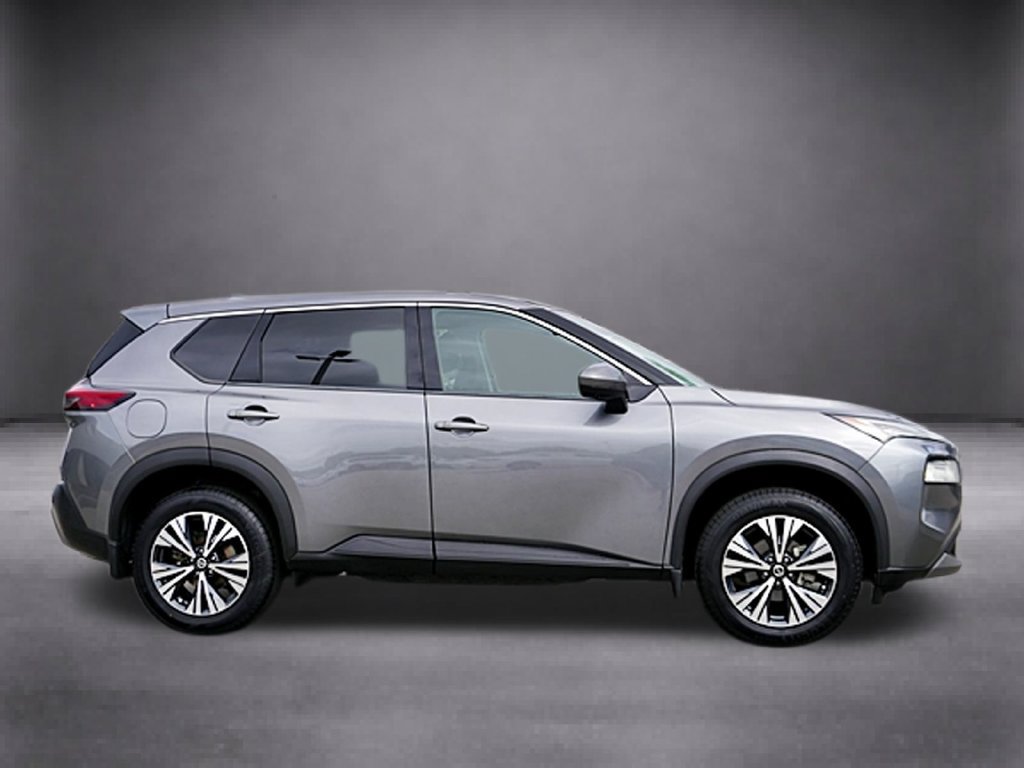 Used 2021 Nissan Rogue SV FWD image 3