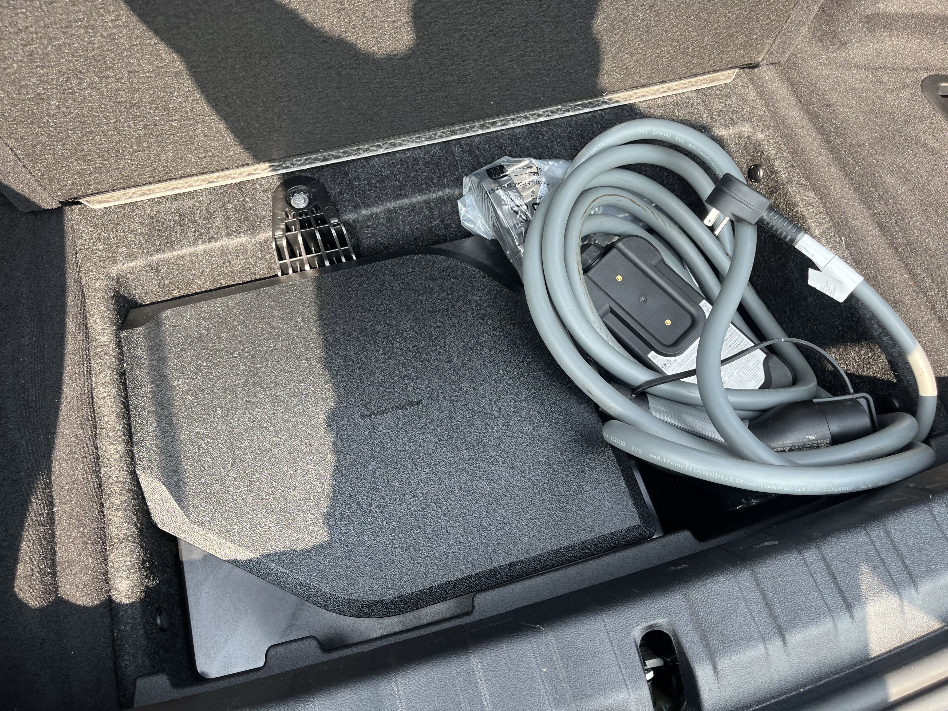 Used 2025 BMW i4 xDrive40i w/ Premium Package image 10